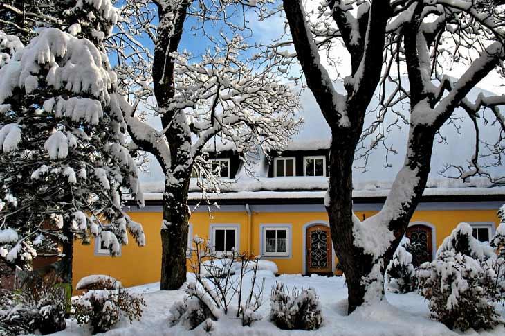 Haus Wendy Hostel Mauterndorf  Exterior photo